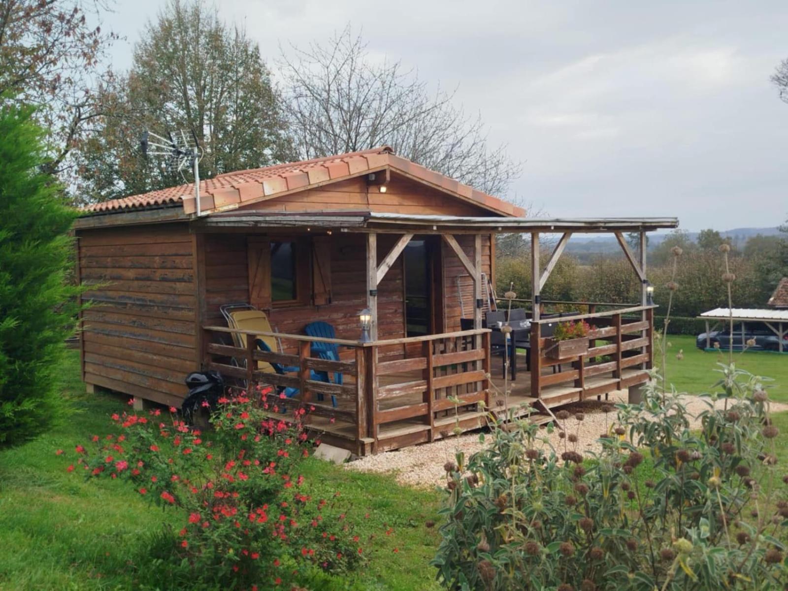 Le Chalet Douillet Saint-Genies Eksteriør billede